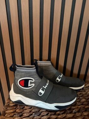 Champion slip on sneakers